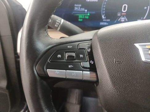 Used 2025 Cadillac XT4 Premium Luxury w/ Technology Package FWD image 20