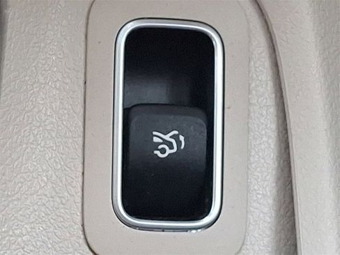 Used 2020 Mercedes-Benz CLA 250 4MATIC image 24