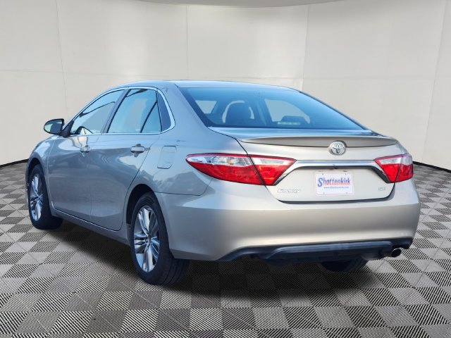 Used 2016 Toyota Camry SE FWD image 8