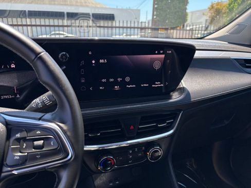 Used 2025 Buick Encore GX Preferred FWD image 20
