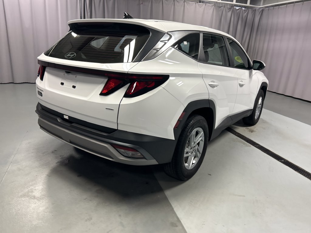 Used 2026 Hyundai Tucson SE AWD/4WD image 7