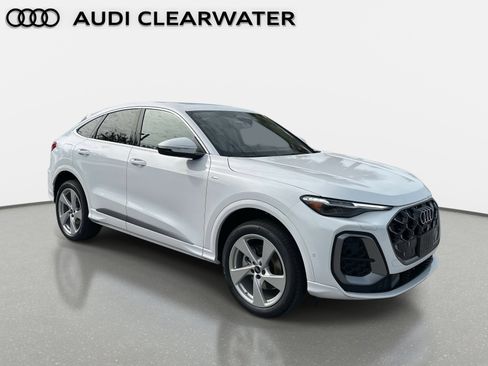 New 2025 Audi Q5 Prestige image 7