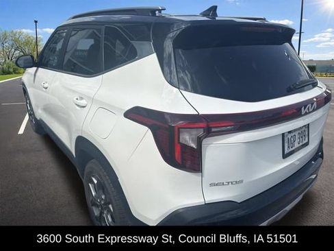 Used 2024 Kia Seltos S AWD/4WD image 8