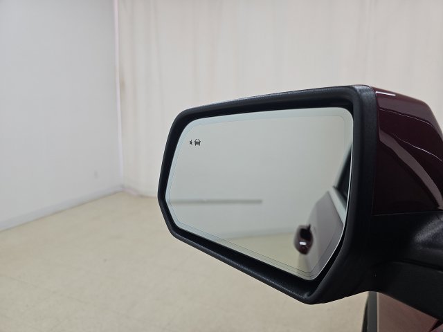 Used 2017 GMC Acadia SLT FWD image 25
