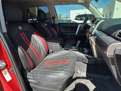 Used 2019 Toyota 4Runner SR5 image 31