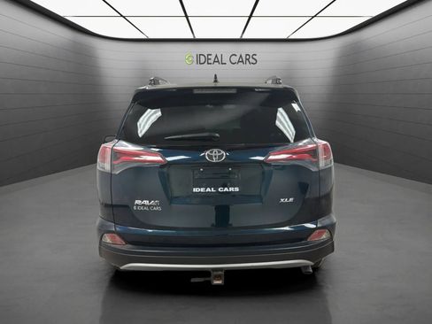 Used 2018 Toyota RAV4 XLE w/ Plus Extra Value Package FWD image 6