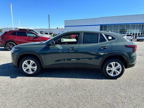 New 2026 Chevrolet Trax LS FWD image 2