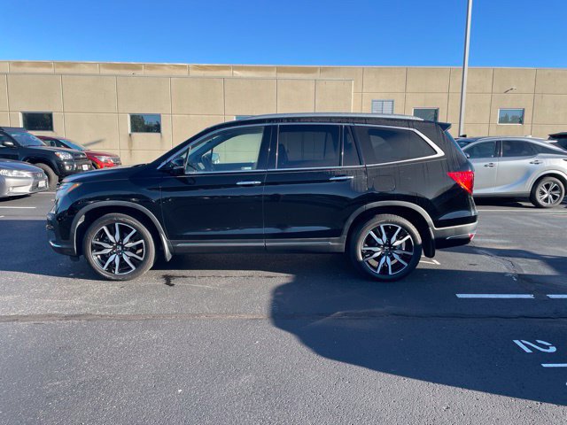 Used 2019 Honda Pilot Touring image 3