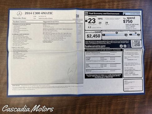 Used 2014 Mercedes-Benz C 300 4MATIC Sedan image 2