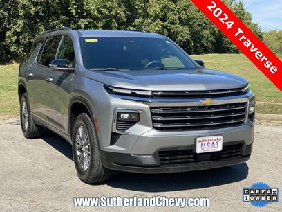 Certified 2024 Chevrolet Traverse LT w/ Trailering Package