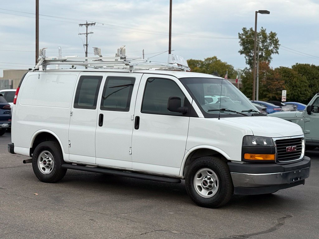 Used 2019 GMC Savana 2500 w/ Driver Convenience Package RWD image 19