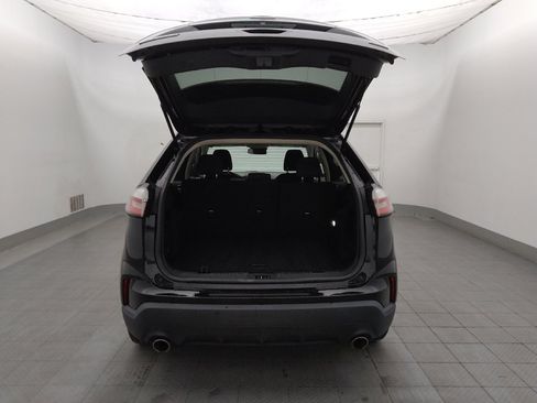 Used 2020 Ford Edge SE FWD image 29