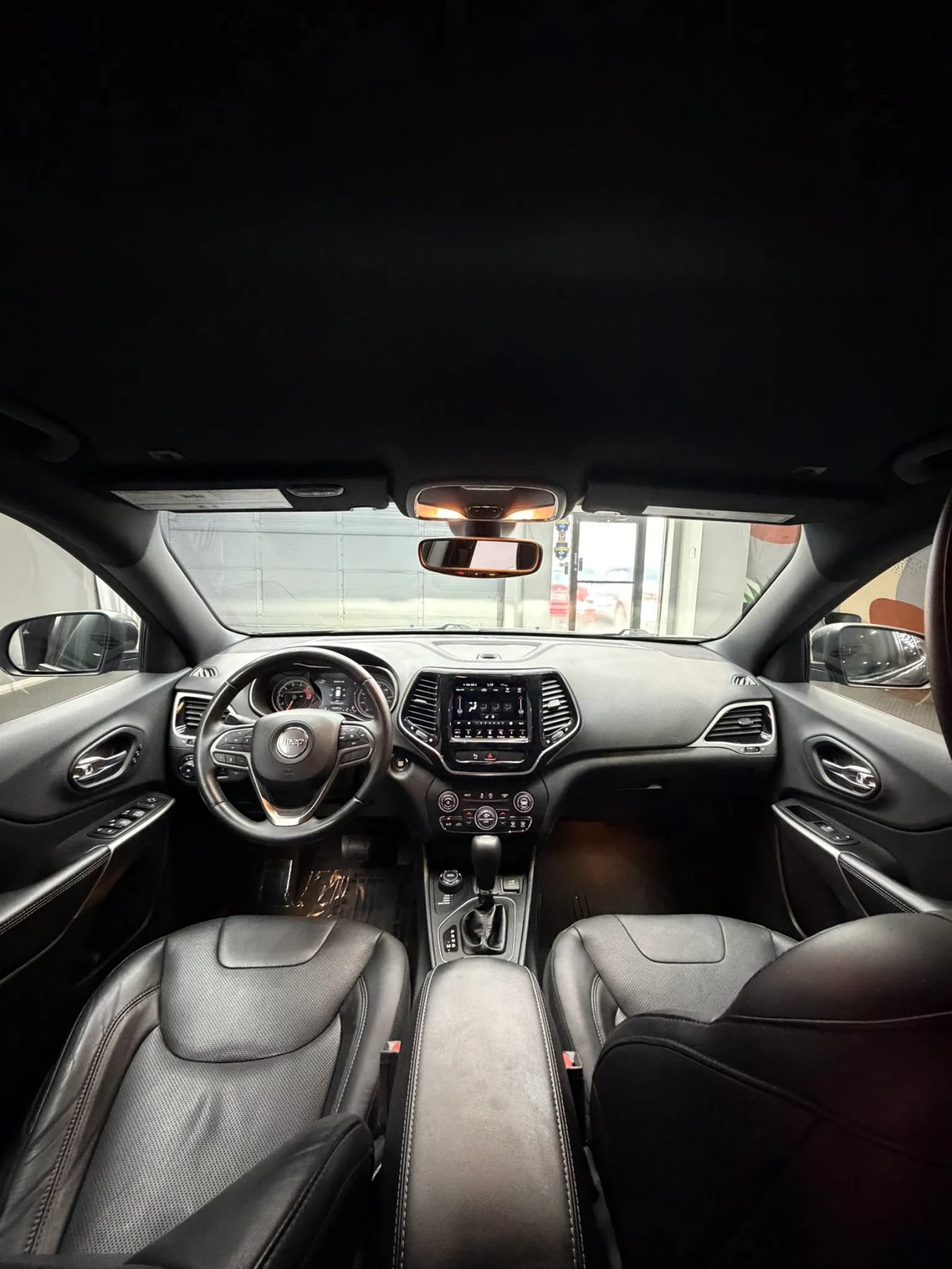 Used 2019 Jeep Cherokee High Altitude AWD/4WD image 26