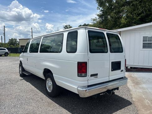 Used 2012 Ford E-350 and Econoline 350 XLT RWD image 7