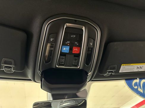 Certified 2025 Jeep Grand Cherokee Altitude w/ Trailer Tow Package AWD/4WD image 37