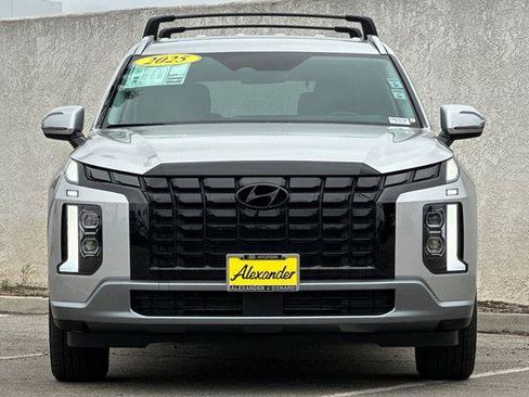 Certified 2025 Hyundai Palisade SEL FWD image 9
