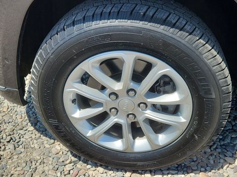 Used 2018 Jeep Grand Cherokee Summit w/ Platinum Series Group image 10