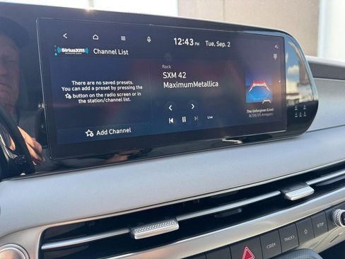 Used 2023 Hyundai Palisade SEL image 16