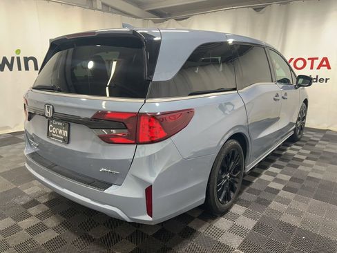Used 2025 Honda Odyssey Sport-L image 8