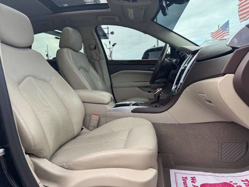 Used 2014 Cadillac SRX Luxury w/ Driver Awareness Package image 16