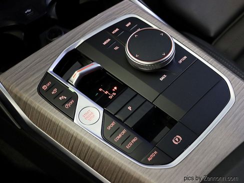 Certified 2025 BMW 330i xDrive Sedan image 25