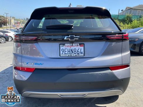 Used 2023 Chevrolet Bolt EUV Premier FWD image 3