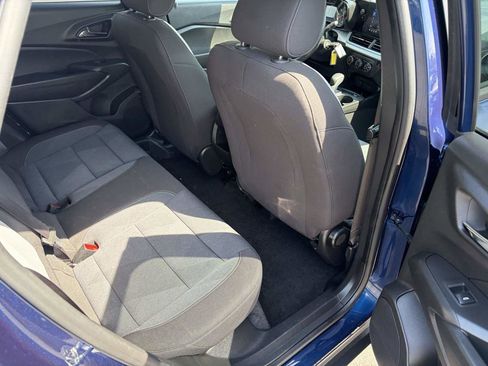 Used 2024 Chevrolet Trax LS FWD image 22