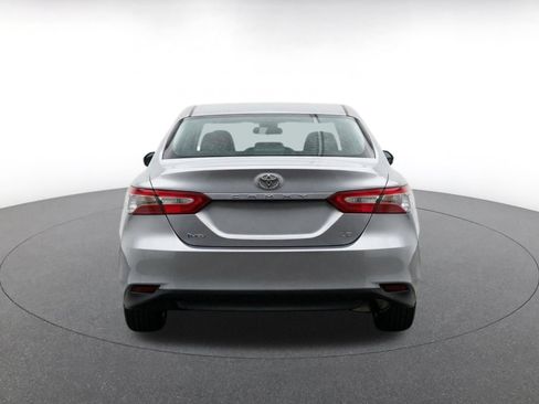 Used 2025 Toyota Camry LE FWD image 8