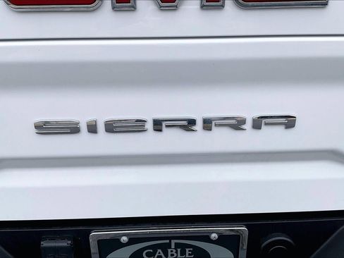 Used 2024 GMC Sierra 2500 AT4X image 31