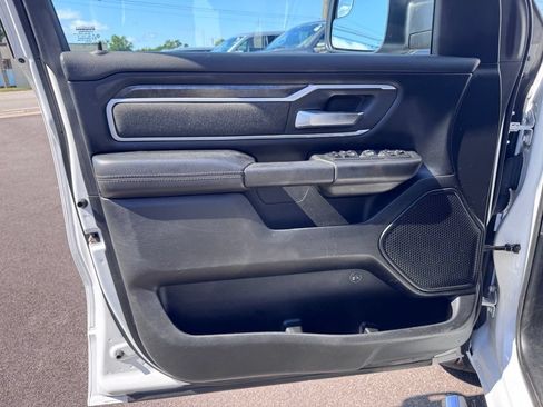 Used 2020 RAM 1500 Big Horn AWD/4WD image 9