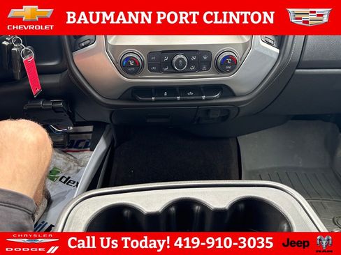 Used 2015 GMC Sierra 1500 SLE w/ SLE Value Package AWD/4WD image 18