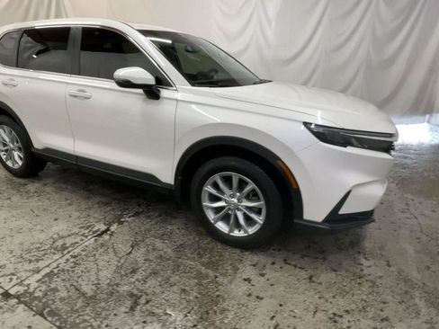 Certified 2025 Honda CR-V EX image 3