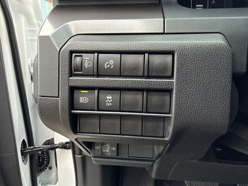 Used 2026 Toyota Tacoma SR5 AWD/4WD image 20