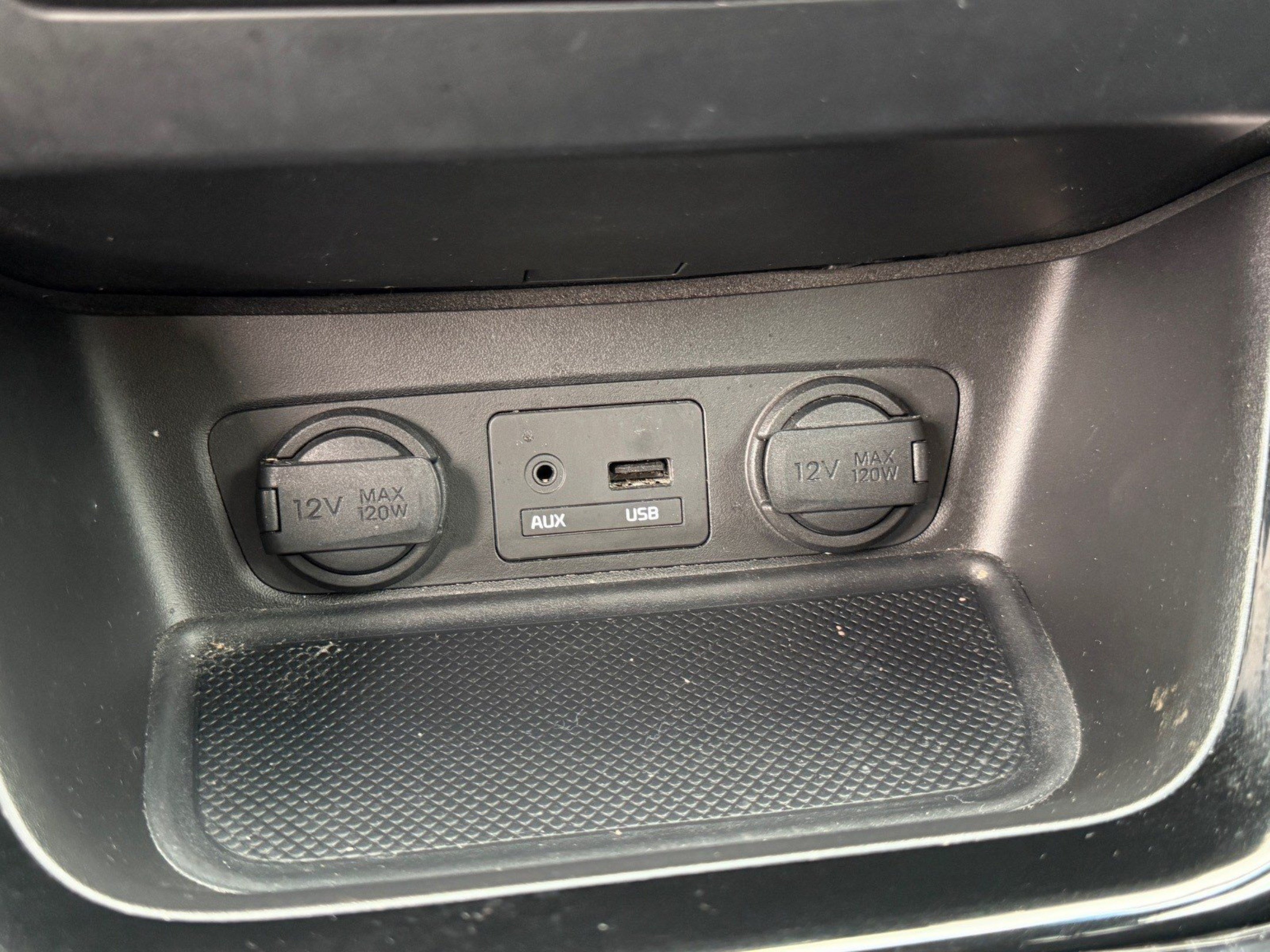 Used 2014 Kia Sorento LX FWD image 36