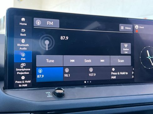 Used 2024 Honda Accord Sport image 17