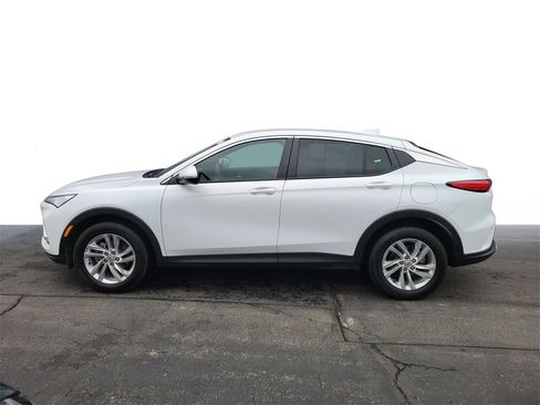 Used 2025 Buick Envista Preferred image 4