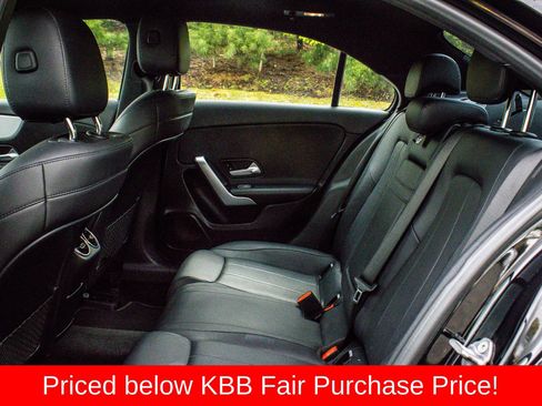 Used 2019 Mercedes-Benz A 220 4MATIC image 12
