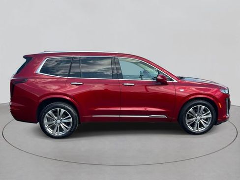 Certified 2023 Cadillac XT6 Premium Luxury image 6