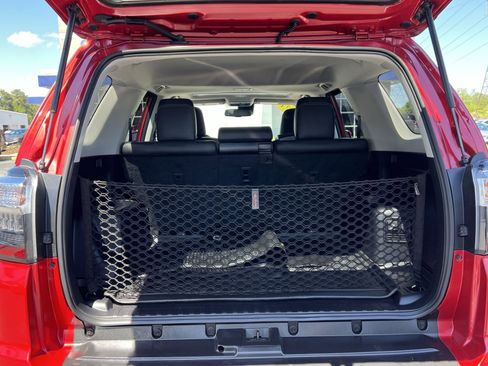 Used 2023 Toyota 4Runner Limited AWD/4WD image 28
