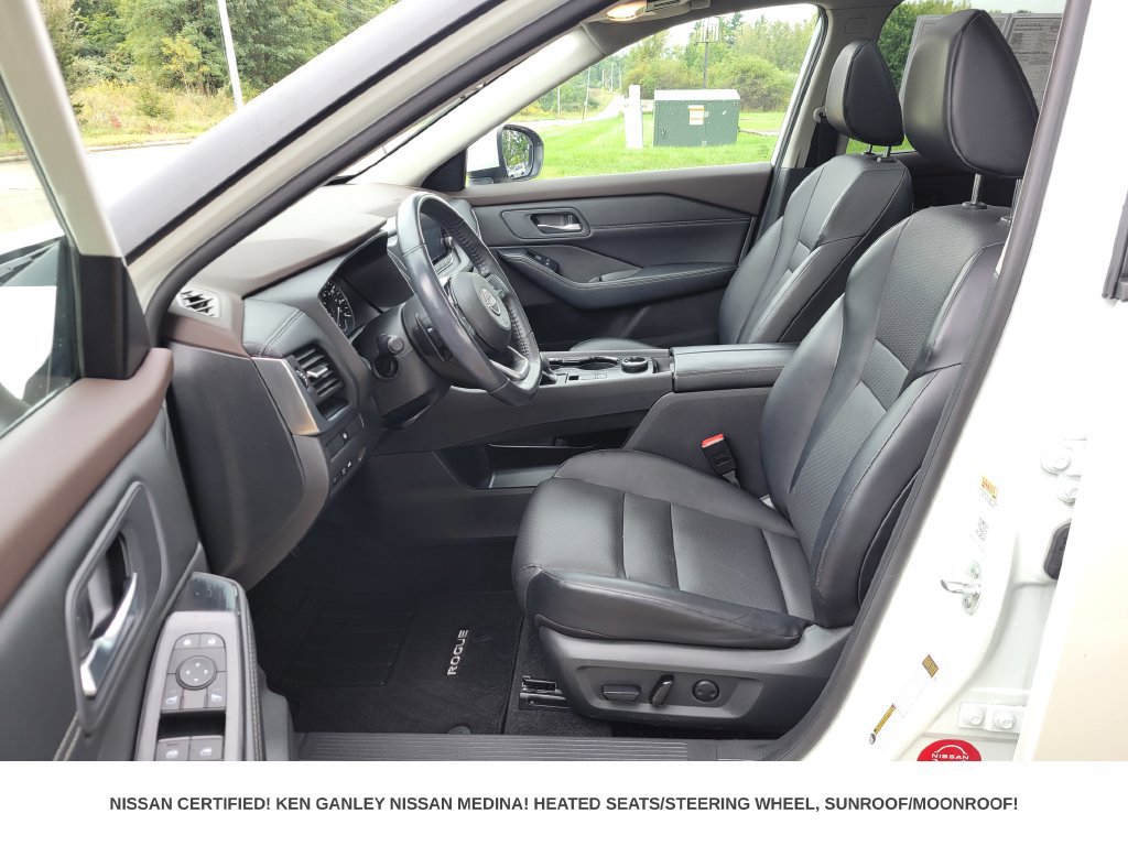 Certified 2023 Nissan Rogue SV w/ SV Premium B Package AWD/4WD image 39