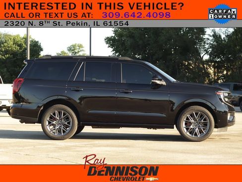 Used 2025 Ford Expedition Platinum w/ Stealth Performance Package AWD/4WD image 8