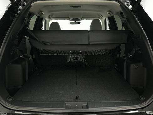 New 2025 Mitsubishi Outlander SE image 7