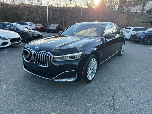 Used 2020 BMW 740i xDrive w/ Cold Weather Package image 2