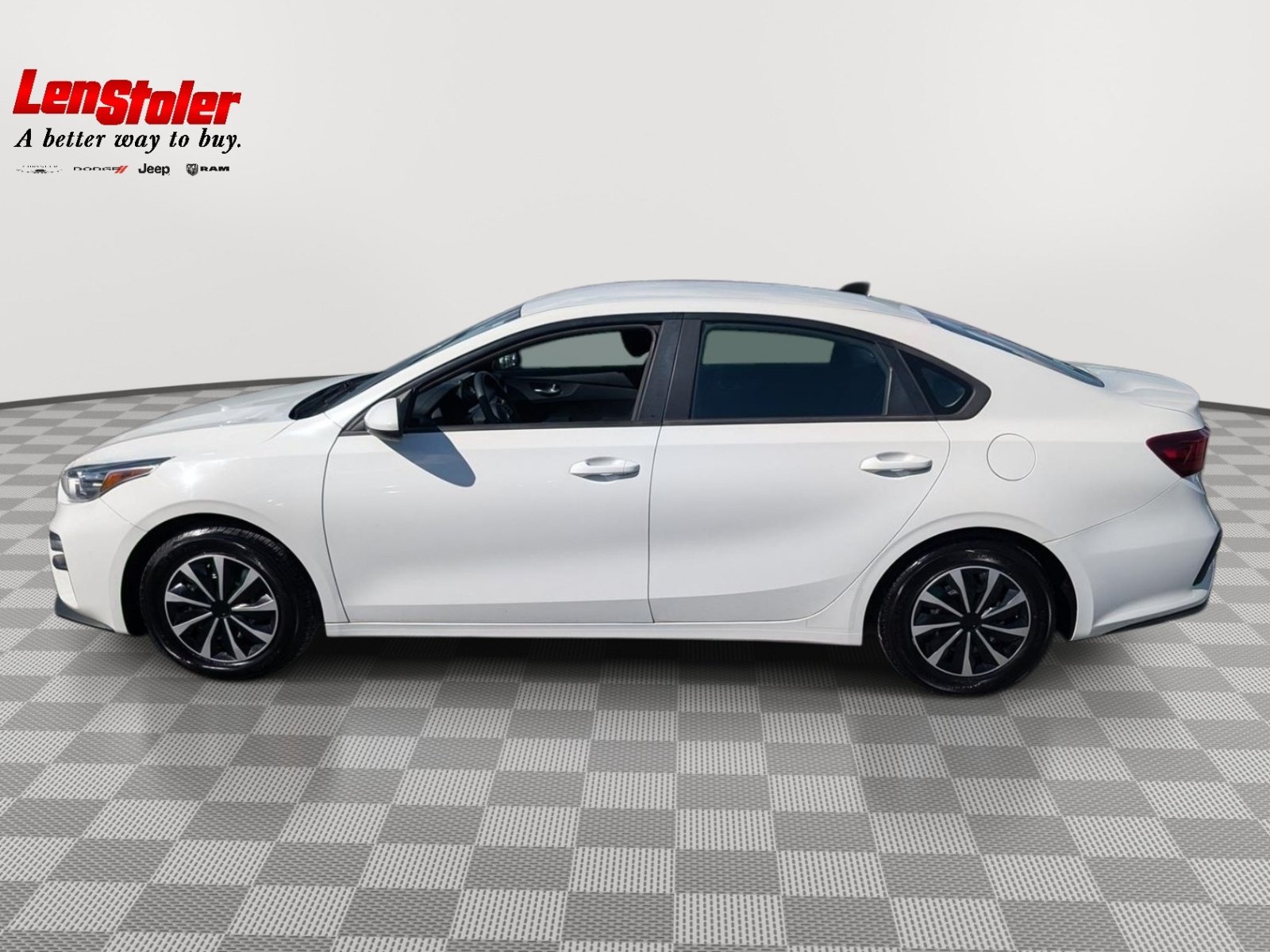 Used 2021 Kia Forte Sedan FWD image 2