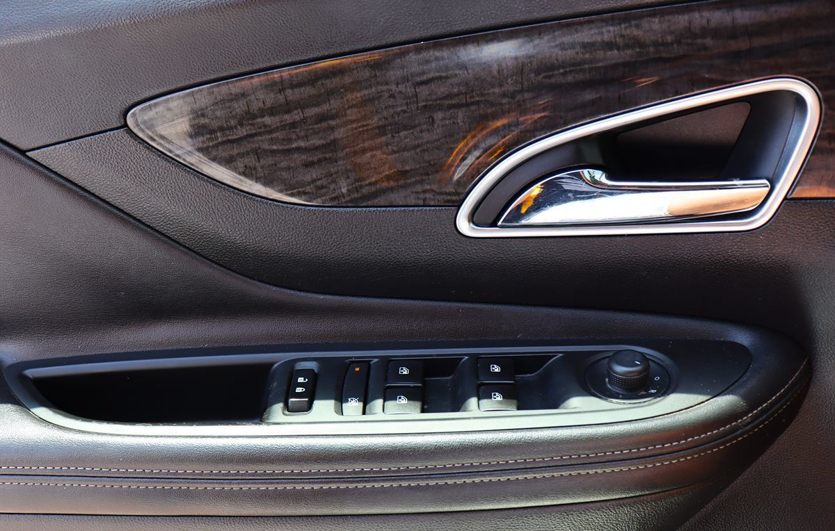 Used 2016 Buick Encore FWD image 40