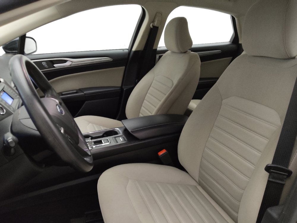 Used 2020 Ford Fusion S FWD image 17