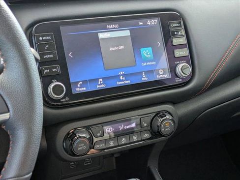 Used 2023 Nissan Kicks SR w/ SR Premium Package FWD image 13