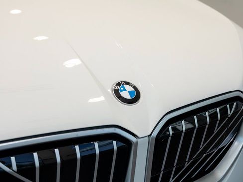 Used 2025 BMW X3 xDrive30i image 7