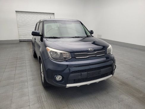 Used 2017 Kia Soul + image 14