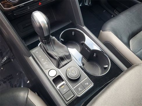 Certified 2021 Volkswagen Atlas SEL Premium image 31